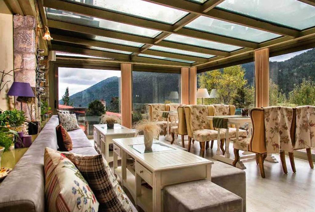Boutique Hotel Skamnos Aráhova Kültér fotó